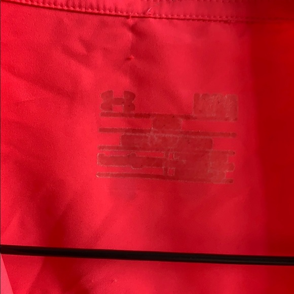 Under Armour Button Down - Picture 5 of 6